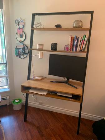 Desk 1
