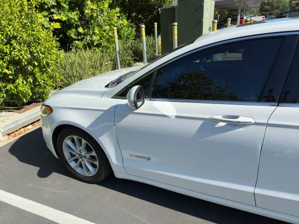 2019 Ford Fusion SEL Hybrid - $12,500 (dublin / pleasanton / livermore)63654701288321122