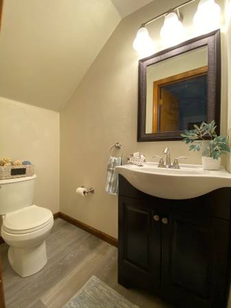 $1,125 / 2br - Cozy 2 Bedroom Townhouse with Private Patio, Off-Street Parking &More! (Latrobe / Greensburg / Lawson Heights / Ligonier / Derry)63664545113601124