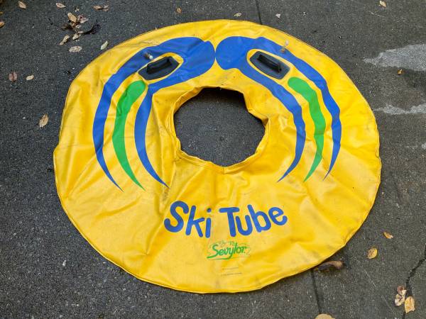 Ski Tube 1
