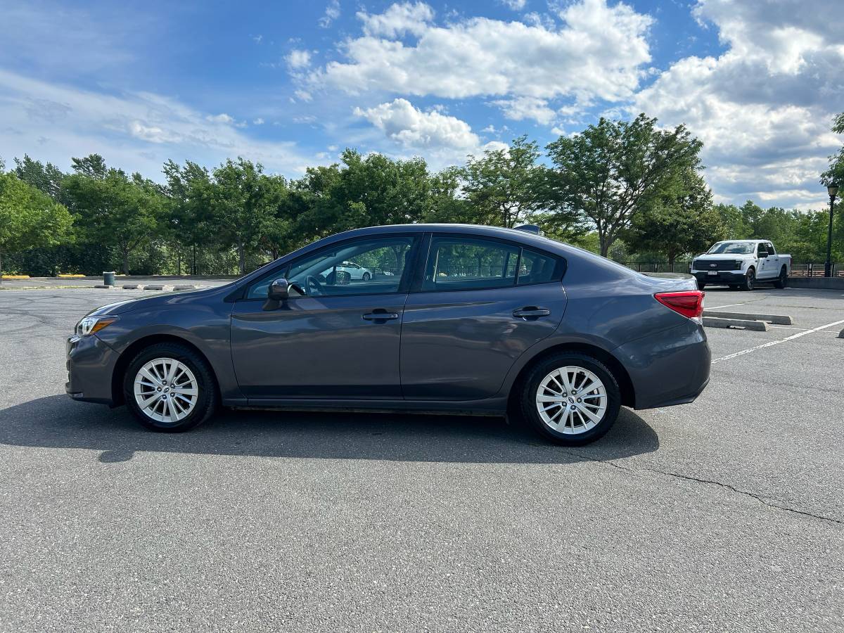 2017 Subaru Impreza sedan AWD clean title