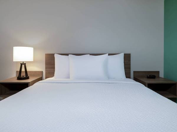 $1,650 / 1br - TVs with Closed Captioning, Early Check-in Available, Free Parking (490 W Blackstock Rd, Spartanburg, SC)63661221626369121