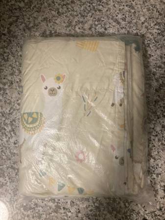 BED SHEET SET (FULL/MULTICOLOR LLAMA PRINT) 🛏️ 1