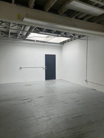 Spacious Work Studio in Belltown. $1595. 1