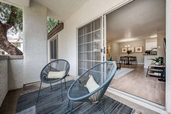 $1,410 / 1br - 775ft2 - Bright and beautiful 1 bed / 1 bath! Don't wait to call us home! (Phoenix)64024990397571124