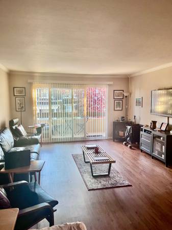 $2,100 / 1br - 706 sq ft - 1br/1ba available Dec 1 - May 31 (oakland lake merritt / grand)64207190884225120