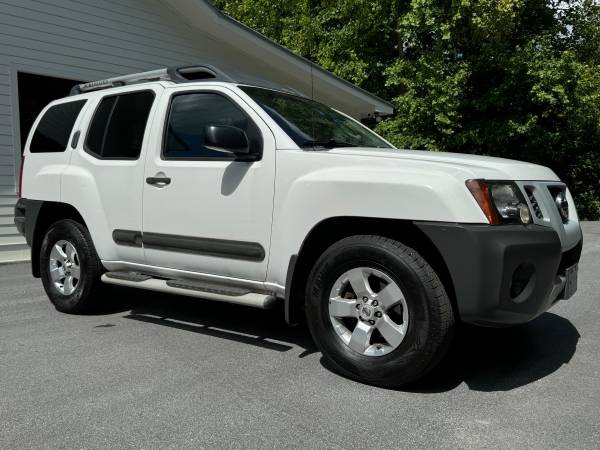 2012 Nissan Xterra 4WD - $8,500 (Cleveland)63621242598019122