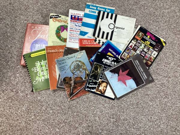 Old organ music 1