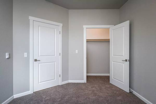 $1,359 / 1 hab - 588 pies² - ¡La ubicación es importante! Descubre 1 dormitorio/1 baño en el centro de Vancouver. (Vancouver)63831327773057120
