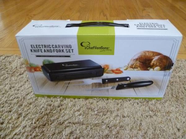 NEW in Box ChefVentions Electric Carving Knife & Fork Set#1 1