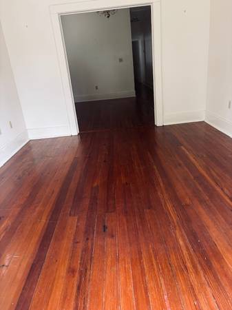 $1,600 / 2br - 950ft2 - 2 Bedroom/1 Bath Shotgun Style with private back yard (New Orleans)63903653462787122