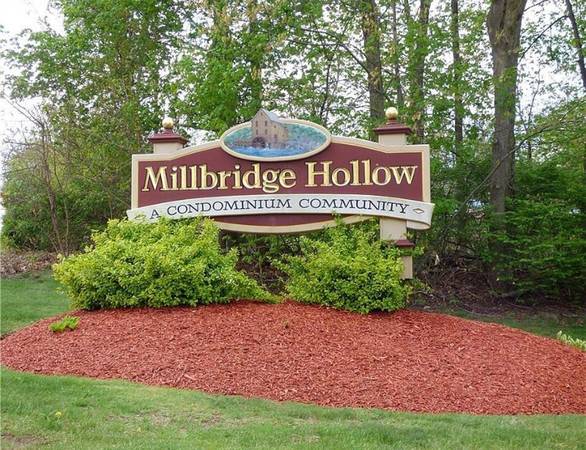 1 Prime Two-Master Condo: The Ultimate Roommate or Professional Setup 1