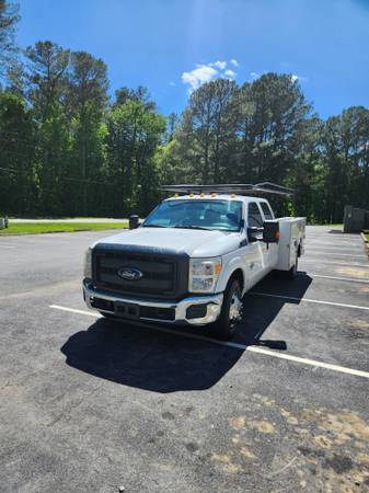 2015 Ford F350 DRW Utility Truck Diesel REDUCED AGAIN - $20,000 (Dallas)63620368926595121