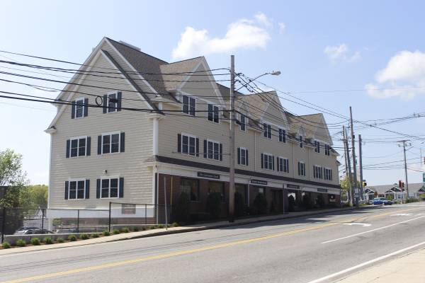 Beautiful Office with Reception Area and Two Rooms 1