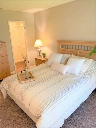 $1,624 / 2br - 1040ft2 - ONE MONTH FREE!!!!! 2x1.5TOWNHOMES AT TORREY RIDGE APARTMENTS (FRESNO)64008333262979120
