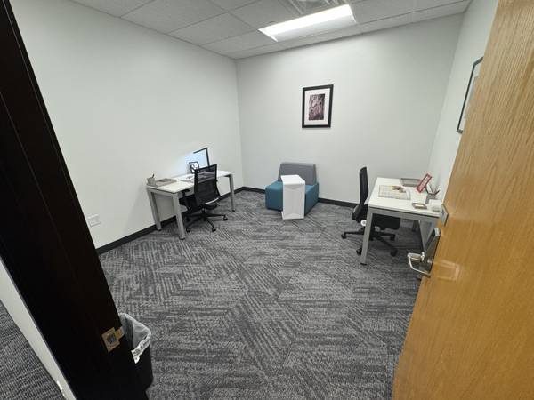 $600 1750 Howe, Oficinas, Co-Trabajo, Clase A Listas para Usar, ¡Oficinas Virtuales! 🎉 (Sacramento/Área Arden Mall/Arden Way)64043494253441123