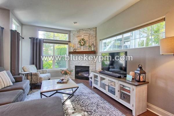 $2,495 / 2br - 1341ft2 - 2 Bed, 2.5 Baths Townhome in Beaverton Near Greenway Park63820909284225121