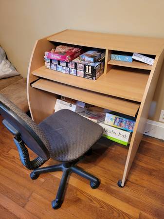 Nice used PC desk with office chair - $50 (Anniston)63440275795713120