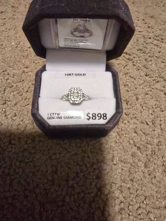 Diamond wedding ring 1