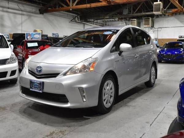2012 Toyota Prius V 5dr Wgn Three (Natl) - $12,993 (¡COCHE DE CALIDAD A PRECIOS ASEQUIBLES!)63624813237763122