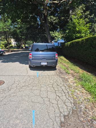 Ford Flex. Solo 23 mil millas. 2019 - $17,500 (Belmont)63486535264129123