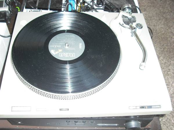 Technics SL-D202 Direct Drive Turntable 1