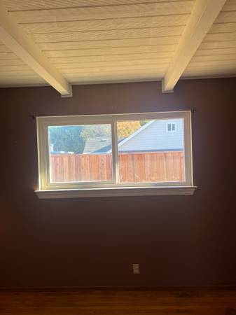 $1,150 / 3br - $1150 - 1BR - Newark - Private Room/House Share (Newark)63667924557571122