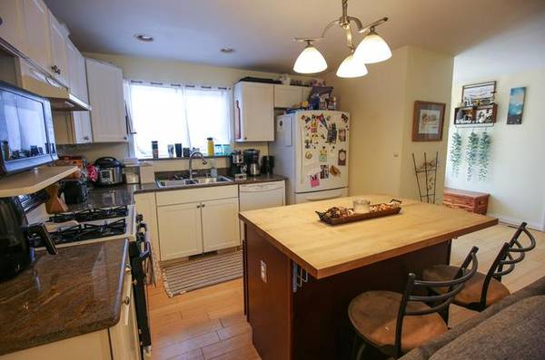 $900 / 1br - 640ft2 - Este hogar de una habitación es un excelente alquiler (Sheridan)64018612230017124