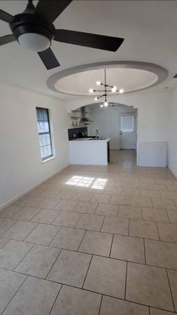 $1300.00 / 2br - 976ft2 - Beautiful and modern home for rent63662019300099120