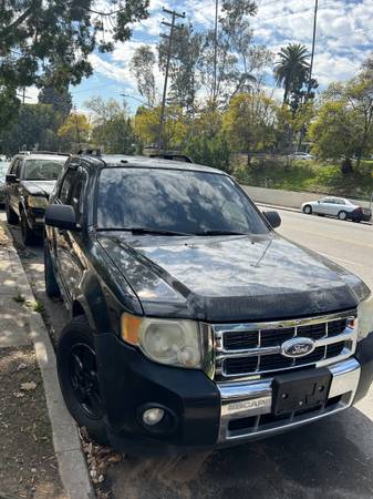 2011 Ford Escape - $2,500 (Highland Park)63470043001859120