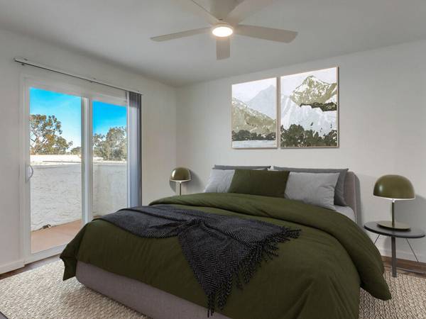 $2,950 / 1br - Assigned Covered Parking - Pets Welcome | Elegant & Near the Beach (Carlsbad Village)63998603079427121