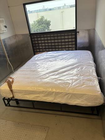 California-king bed! 1