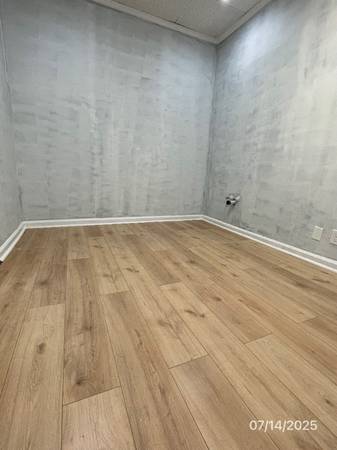 $750.00 / 120ft2 - Buckhead Office Suite/Retail/Spa Space - 120SF63921562012034122