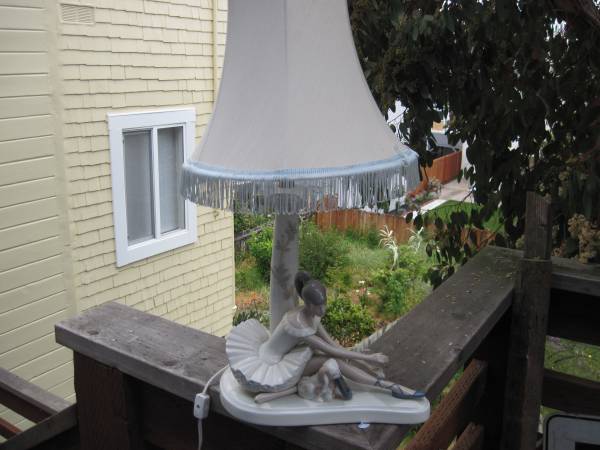 Vintage Lladro Lamp 1