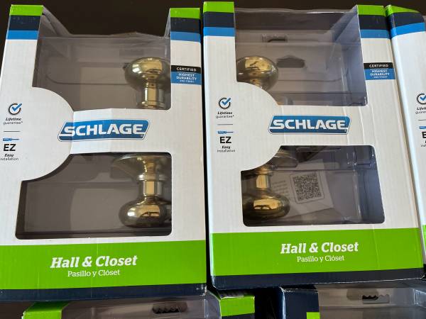 Schlage Hall & Closet Door Knobs— Brand New—7 Available - $10 (Arlington Heights)63438988264963121