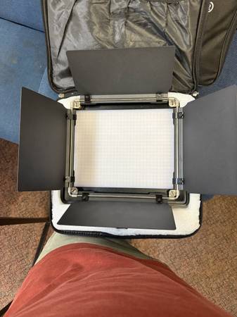 Neewer 2 Pack Bi Color 660 LED Video Light and Stand Kit: (2) 3200-5600K CRI 96+ 1