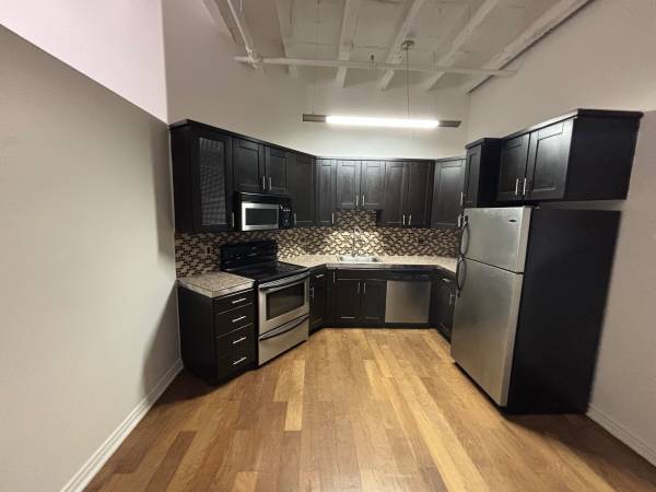 $1,700 / 1br - 670ft2 - Downtown 1 Bedroom (LOS ANGELAS)63701185772291122