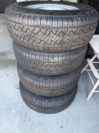 BRAND NEW Take Offs - Pirelli Scorpion ATR 265/70 R17 Tires on rims 1