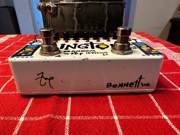 Zvex Ringtone and Tremorama 1