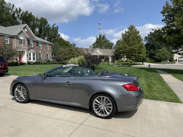 2014 Infinity Q60 Sport, Hardtop Convertible, new tires & brakes, OBO - $13,900 (Twinsburg)63625214375937123