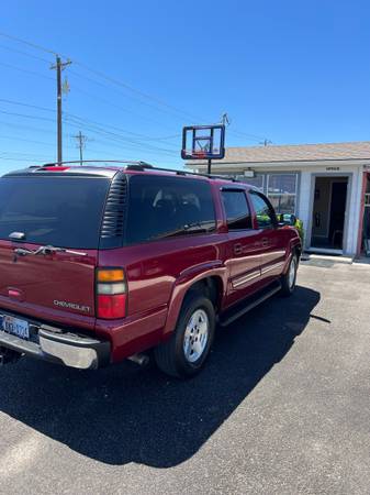 2005 Chevrolet Suburban LT   ** One Owner** - $7,000 (Georgetown)63621898830723123