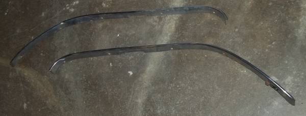 1961 Buick Electra 2 Door Bubble Top Rear Quarter Wheel Well Moldings 1