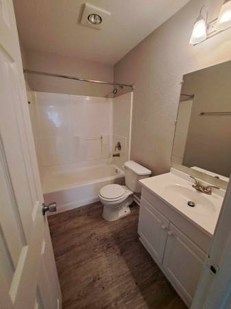 $1,050 / 1br - 710ft2 - Large Floor Plans Designed With You in Mind (Broken Arrow)63982128602755123