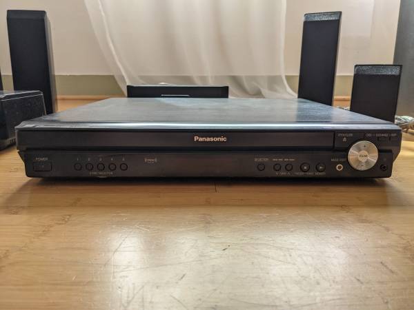 Panasonic Home Theater System w/5-disc DVD, XM Radio - $25 (Seattle)63471371005441122