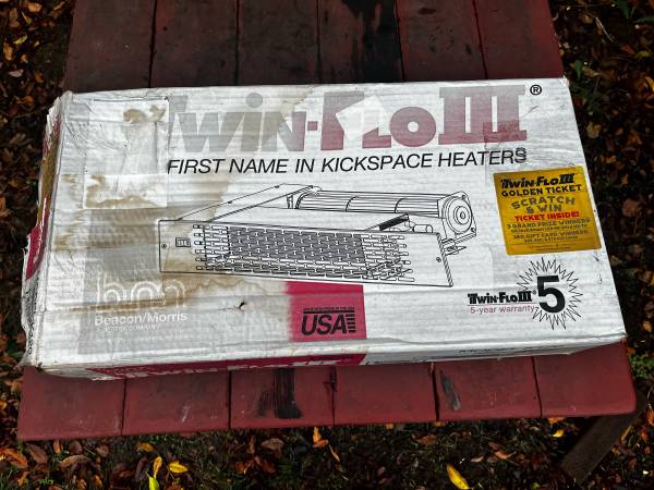 Beacon/Morris Twin-Flo III Kickspace Heater – Model K120 – Open Box / New Ol 1