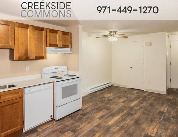$1,345 / 1br - $500 SAVINGS NOW + Desirable 1B - Small Complex, Open Floorplan (Tigard)63914738538498120
