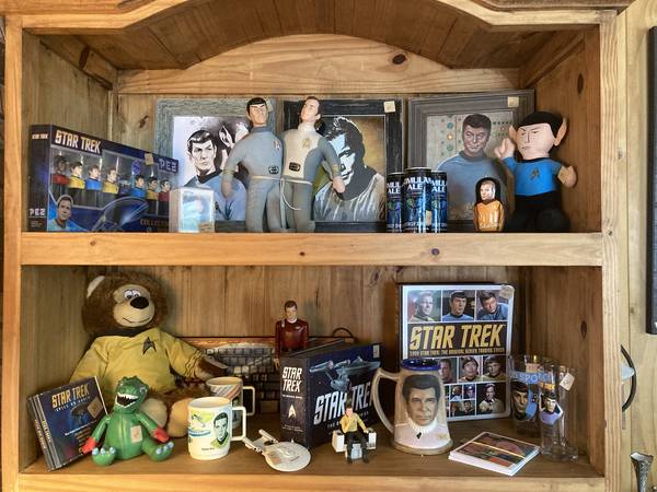 Star Trek TOS collectables 1