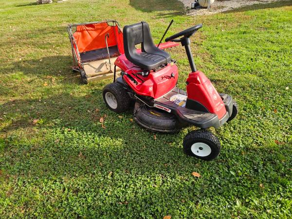 Riding lawn mower 1