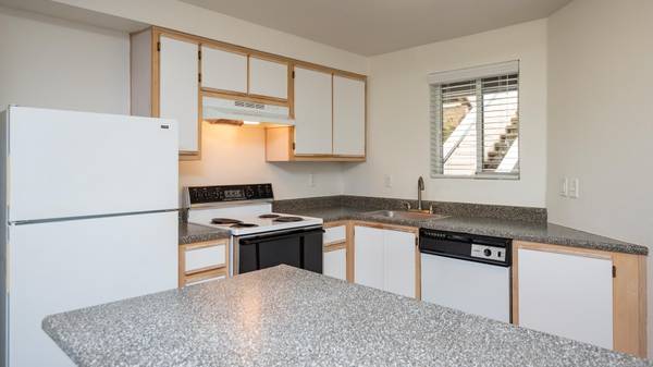 $1,653 / 1hab - 773ft2 - ¡Te encantará regresar a casa a este jardín estilo 1 habitación / 1 baño! (Tigard - Parque Fanno Creek)63777362883457122