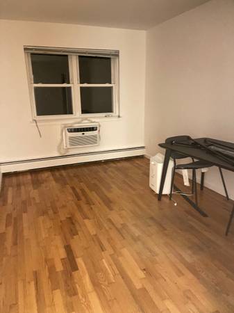 $3,000 / 3br - 3 br 1 1/2 bath (Bayside)64033633826563120